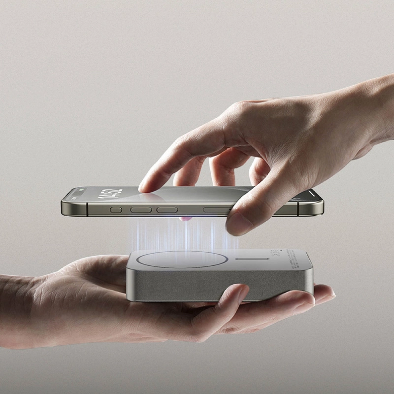 قیمت و خرید پاوربانک مگ سیف 15 وات 20000 میلی آمپر مومکس مدل Q.MAG X2